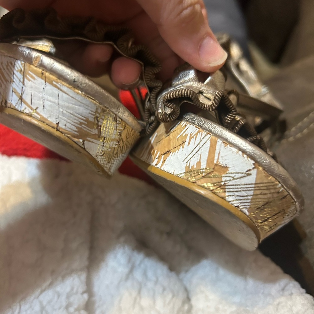 Wedges - Picture 2 of 10